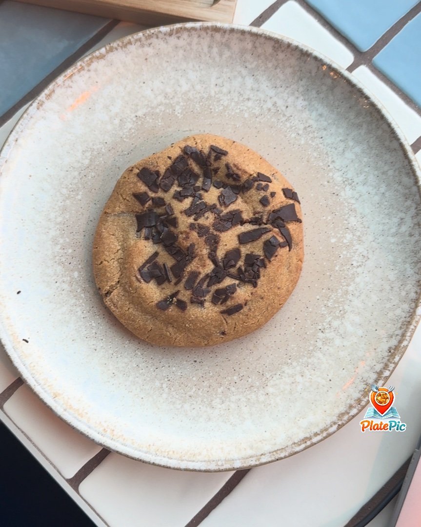 Double chocolate chip cookie