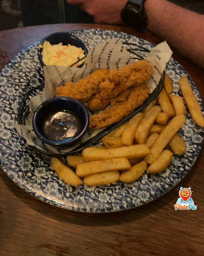 Southern fried chicken strips and chips